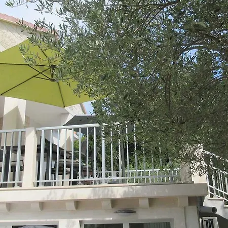 Apartment Villa-srece
